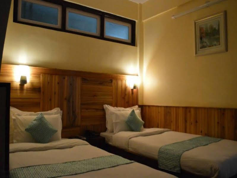 Treebo Trend The Pinewood Hotel Darjeeling  Bagian luar foto